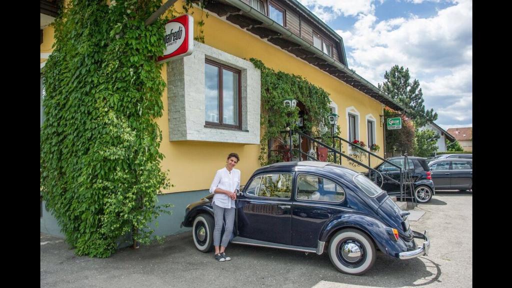 Отель Landgasthof Friedl Sankt Lorenzen bei Knittelfeld Экстерьер фото